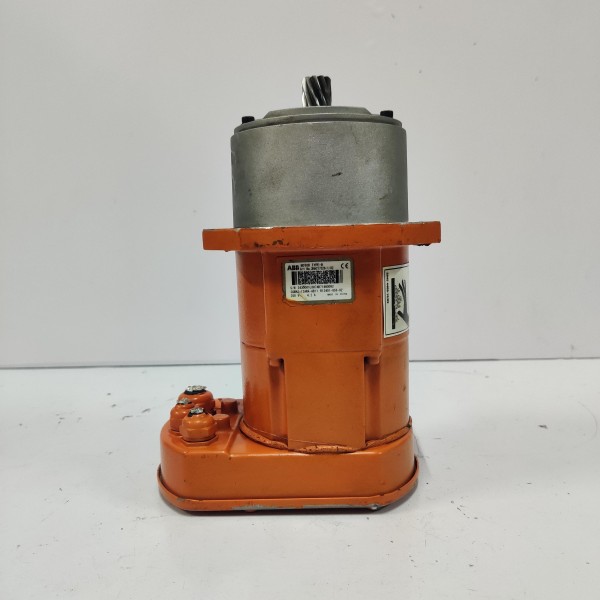 ABB MOTOR TYPE-B 3HAC17326-1/02 ROBOT SERVO MOTOR 