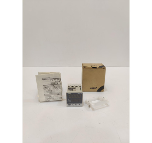 AZBIL SDC15 DIGITAL TEMPERATURE CONTROLLER