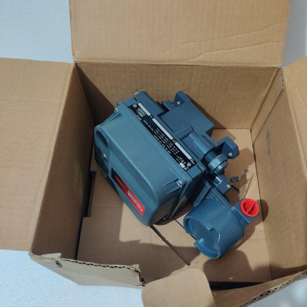 FISHER DVC6200 POSITIONER DIGITAL VALVE CONTROLLER