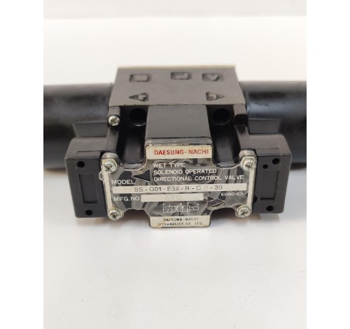 NACHI SS-G01-E3X-R-C2-30 SOLENOID OPERATED DIRECTIONAL CONTROL VALVE