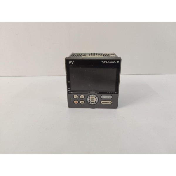 YOKOGAWA UT35A-000-11-00/LP STYLE S8,R1 UT35A CONTROLLER