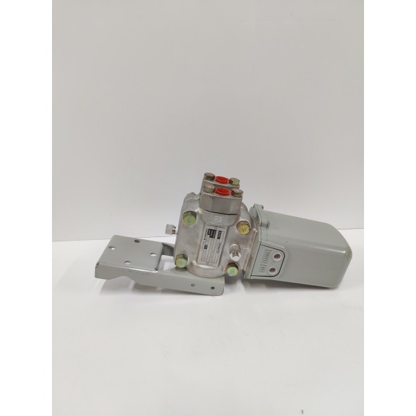 YOKOGAWA Y/13A-HS2/Z PNEUMATIC DIFFERENTIAL PRESSURE TRANSMITTER XJ6411-3156